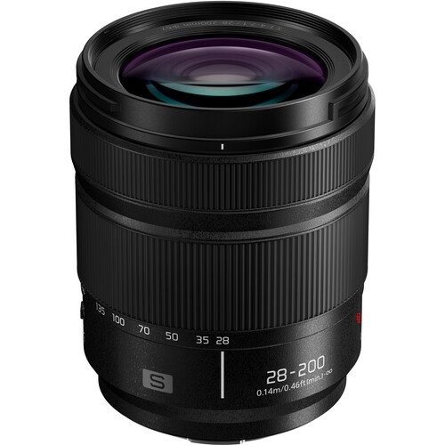 Panasonic Lumix S 28-200mm f/4